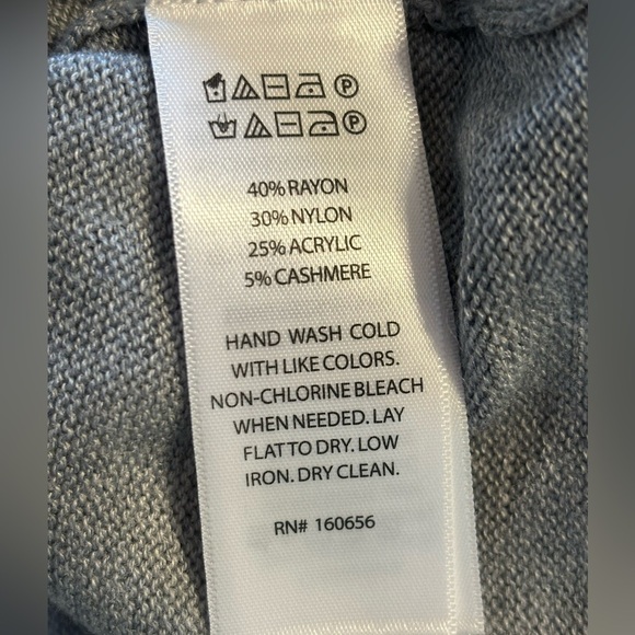 NWT-Rachel Zoe- Game day sweater size S - Picture 4 of 5
